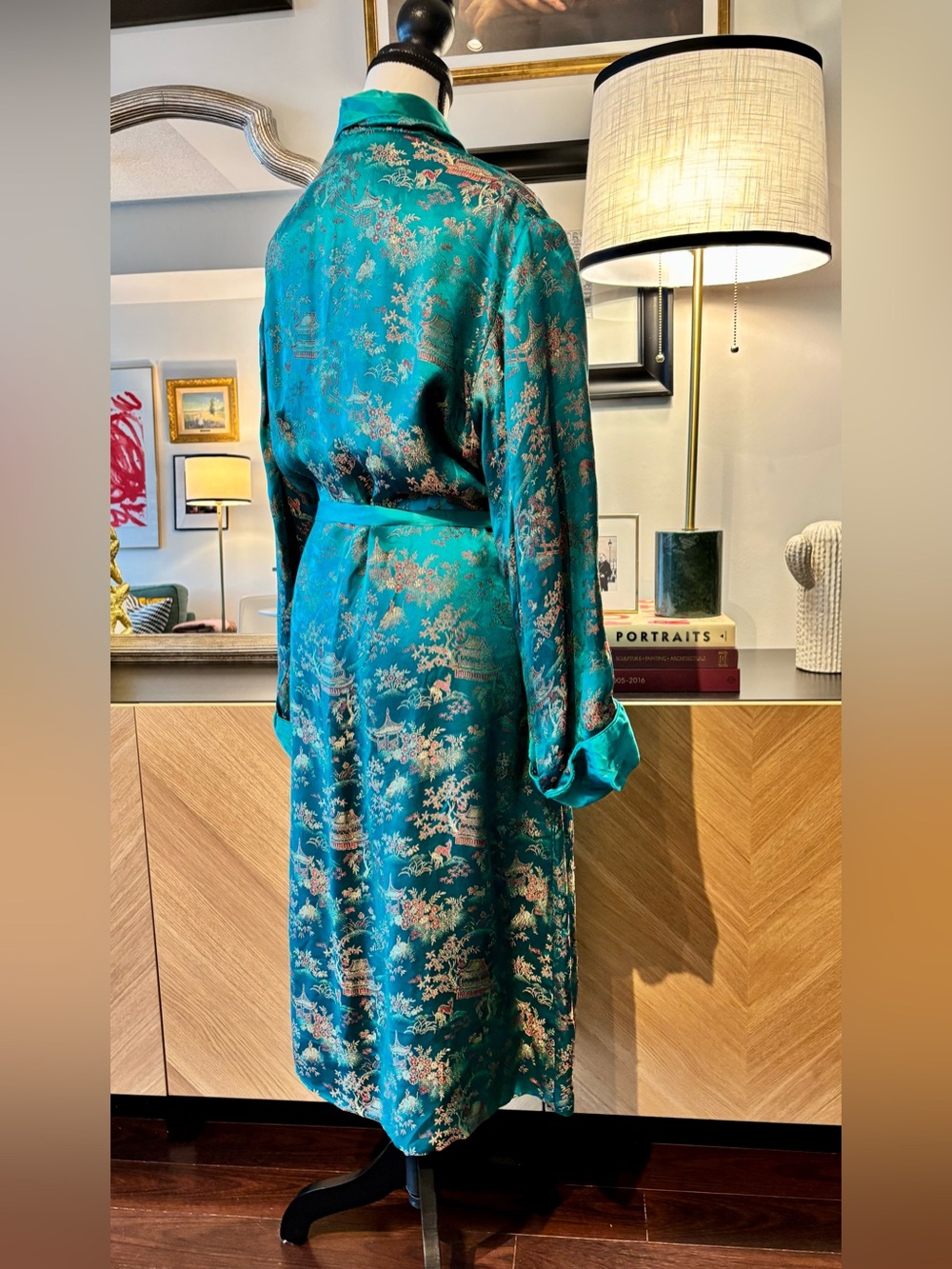 Beautiful Vintage Satin Chinese Robe 👘 - Picture 5 of 14